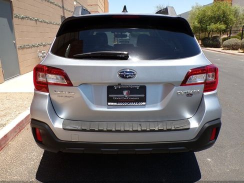 Used 2019 Subaru Outback 2.5i Premium AWD/4WD image 4
