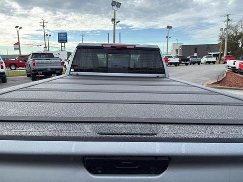 Used 2025 Chevrolet Silverado 3500 High Country w/ Technology Package image 12