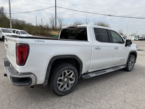 Used 2024 GMC Sierra 1500 SLT w/ SLT Premium Plus Package image 7