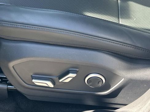Used 2025 Hyundai Santa Fe SEL AWD/4WD image 15