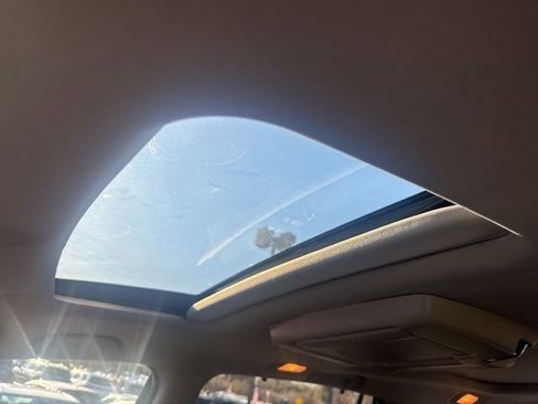 Used 2020 Honda Pilot Elite image 9