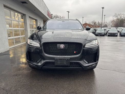 Used 2019 Jaguar F-PACE S image 6