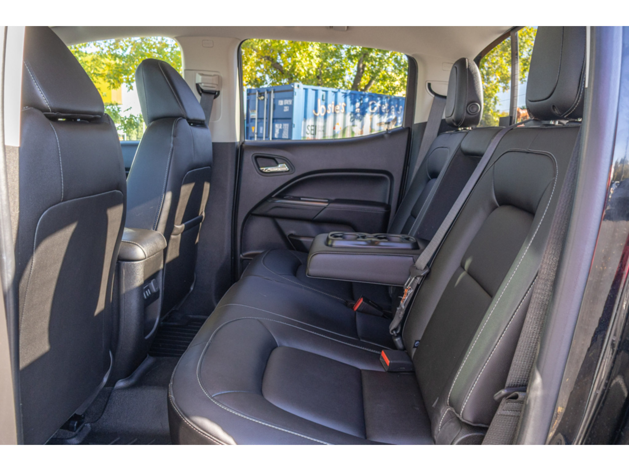 Used 2018 GMC Canyon SLT w/ Trailering Package AWD/4WD image 13