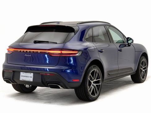 Certified 2025 Porsche Macan image 34
