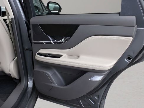 Used 2024 Lincoln Corsair Reserve w/ Equipment Group 201A image 15