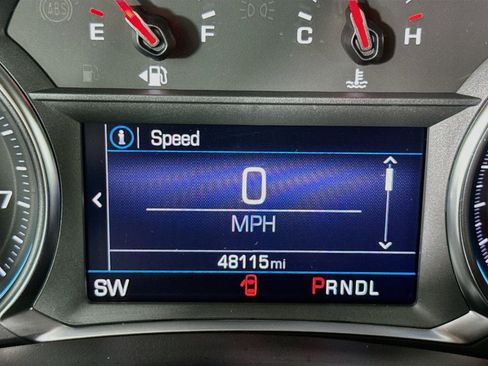 Used 2023 Chevrolet Equinox LT FWD image 14