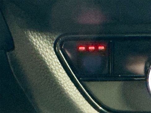 New 2026 Honda HR-V Sport image 18