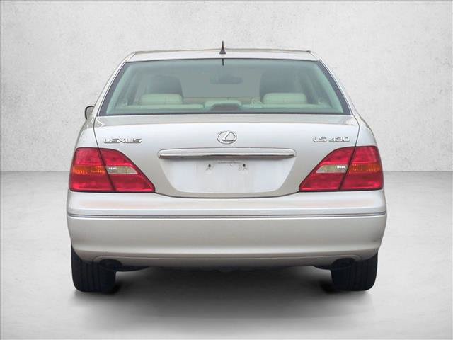 Used 2002 Lexus LS 430 RWD image 6