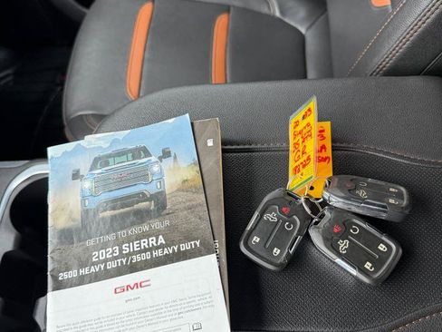 Used 2023 GMC Sierra 3500 AT4 w/ Gooseneck/5TH Wheel Package AWD/4WD image 27
