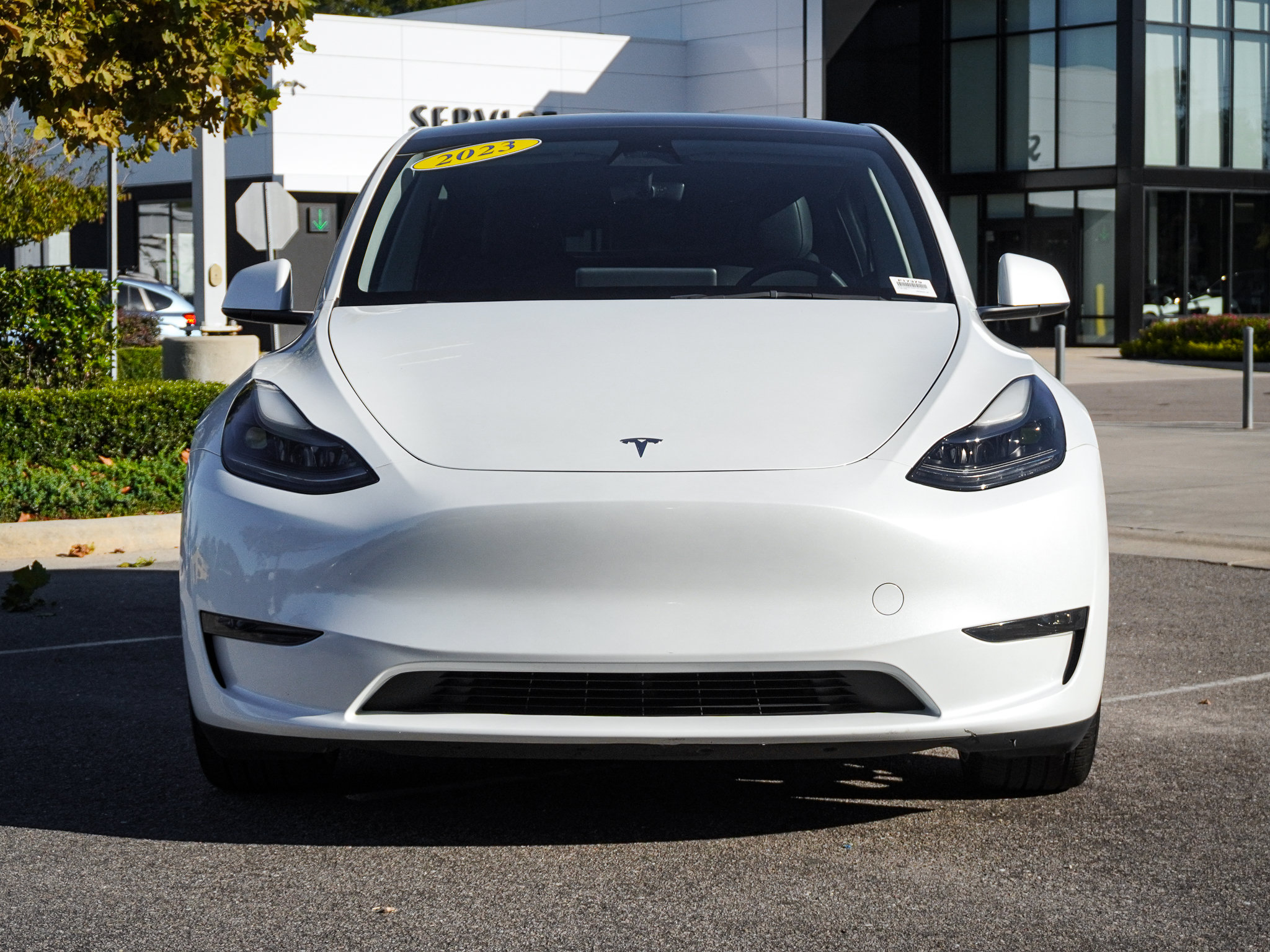 Used 2023 Tesla Model Y Long Range AWD/4WD image 3