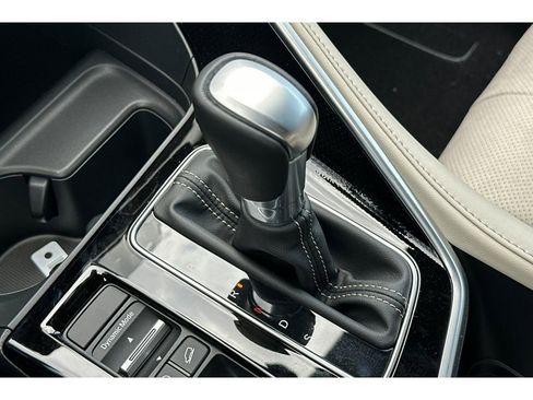 Used 2025 Acura ADX A-Spec image 18