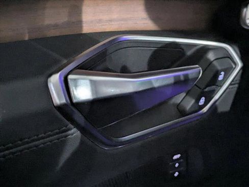 Used 2024 Audi e-tron GT Premium Plus image 19