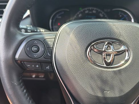 Used 2021 Toyota RAV4 XSE w/ XSE Grade Weather Package AWD/4WD image 13