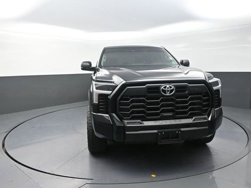 Used 2024 Toyota Tundra SR5 w/ SR5 Premium Package AWD/4WD image 36
