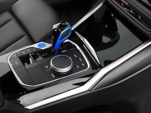 Certified 2023 BMW i4 eDrive35 w/ Parking Assistance Package image 15