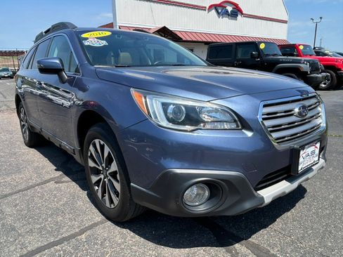 Used 2016 Subaru Outback 2.5i Limited AWD/4WD image 3