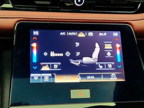 Used 2025 INFINITI QX80 Autograph w/ Autograph Exterior Package image 18