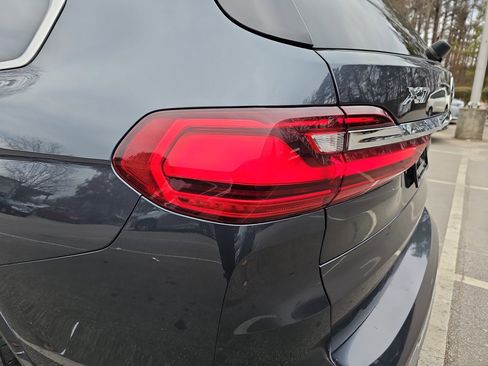 Used 2020 BMW X7 xDrive40i w/ Cold Weather Package image 37