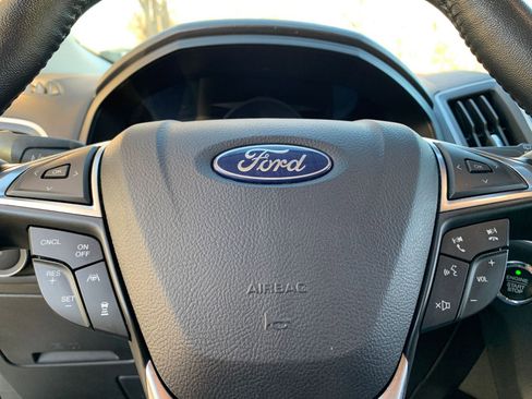 Used 2024 Ford Edge SEL image 28