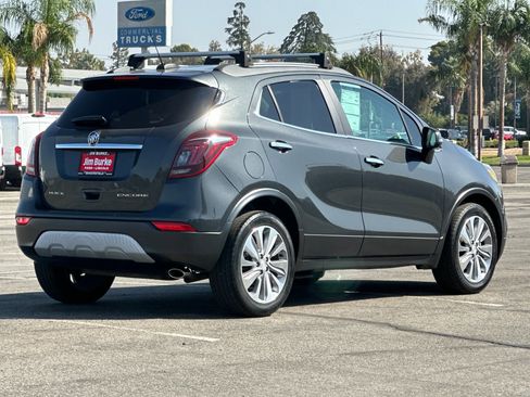 Used 2018 Buick Encore Preferred image 4