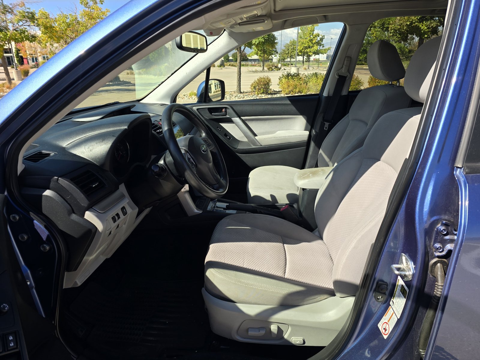 Used 2015 Subaru Forester 2.5i Premium AWD/4WD image 10