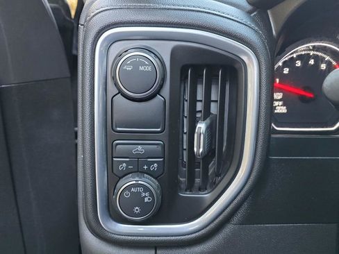 Used 2021 Chevrolet Silverado 1500 LT image 18