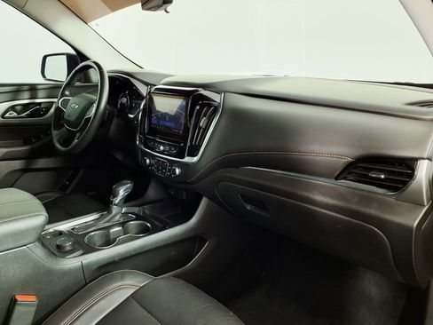 Used 2021 Chevrolet Traverse RS FWD image 9