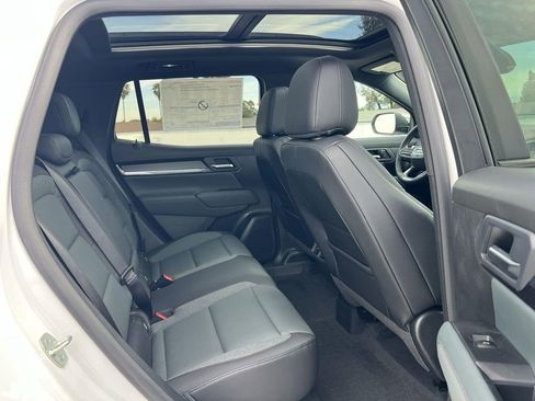 New 2026 GMC Terrain AT4 w/ Convenience Package III AWD/4WD image 30