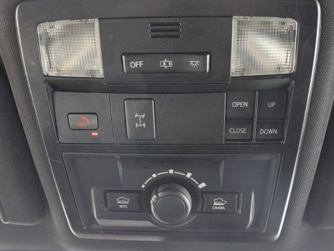 Used 2023 Toyota Tacoma TRD Off-Road w/ TRD Premium Off Road Package AWD/4WD image 27