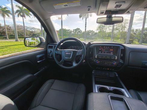 Used 2014 GMC Sierra 1500 SLT w/ SLT Preferred Package AWD/4WD image 26