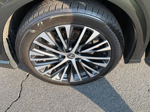 Certified 2025 Lexus RX 350 Premium Plus w/ Accessory Package (Z1) FWD image 37