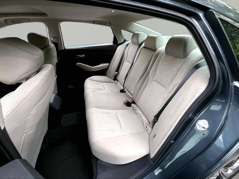 Used 2024 Honda Accord EX image 18