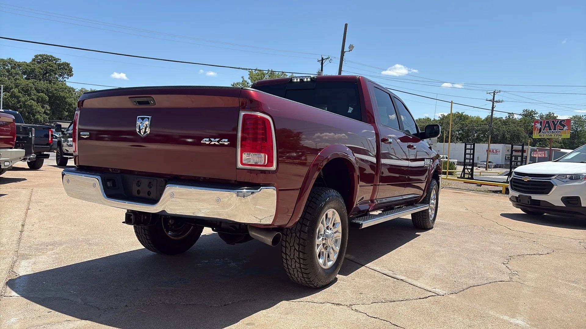 Used 2018 RAM 2500 Laramie AWD/4WD image 3