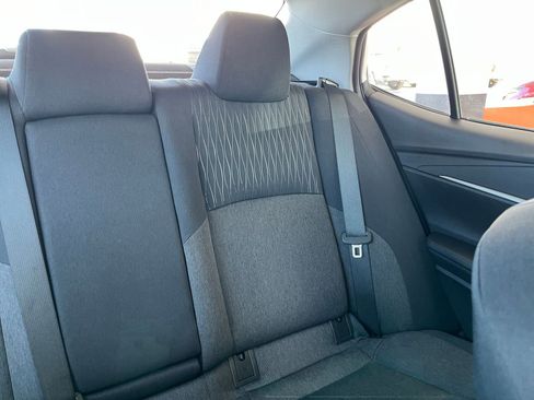 Used 2025 Toyota Camry LE image 36