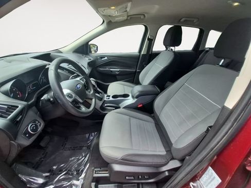 Used 2015 Ford Escape SE FWD image 9