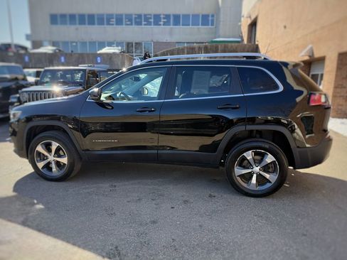 Used 2019 Jeep Cherokee Limited image 14