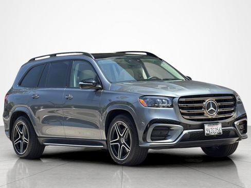 Used 2026 Mercedes-Benz GLS 450 4MATIC image 7