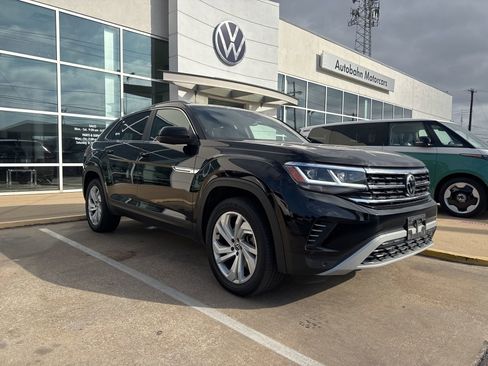 Certified 2020 Volkswagen Atlas Cross Sport SEL w/ Cross Sport MDO Package image 7