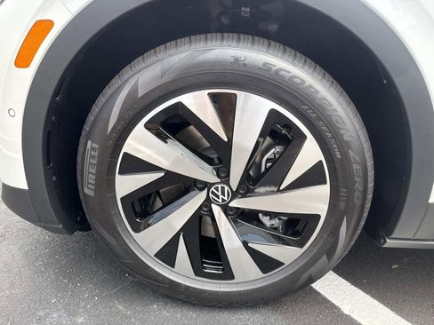 New 2026 Volkswagen ID.4 Pro RWD image 10