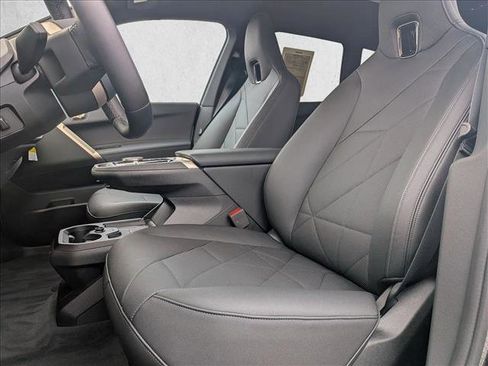 New 2026 BMW iX xDrive60 image 4