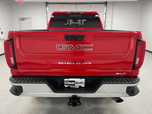 Used 2022 GMC Sierra 2500 SLT w/ SLT Convenience Package AWD/4WD image 9