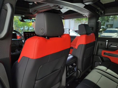 New 2026 GMC Hummer EV 3X w/ Carbon Fiber Edition Package AWD/4WD image 12