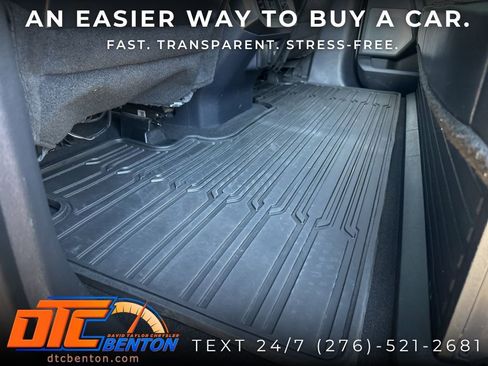 Used 2024 Ford F250 Platinum AWD/4WD image 21