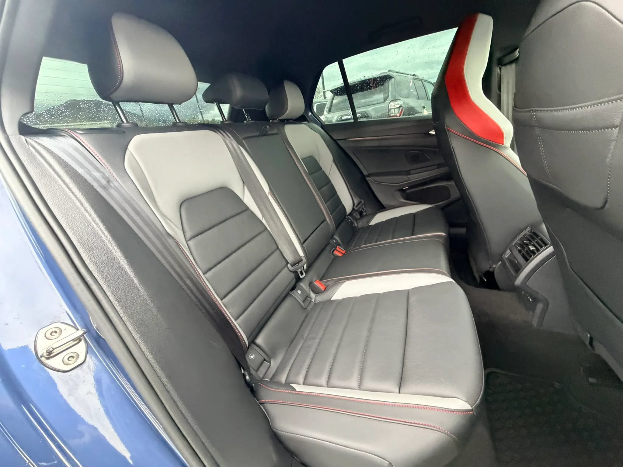Used 2025 Volkswagen GTI SE FWD image 22