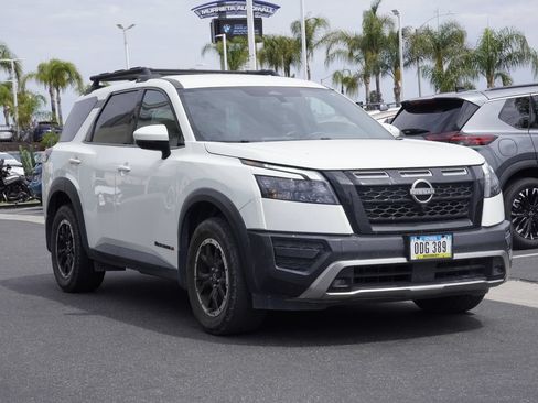 Used 2024 Nissan Pathfinder Rock Creek AWD/4WD image 2