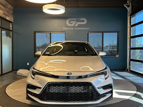 Used 2023 Toyota Corolla SE AWD/4WD image 8