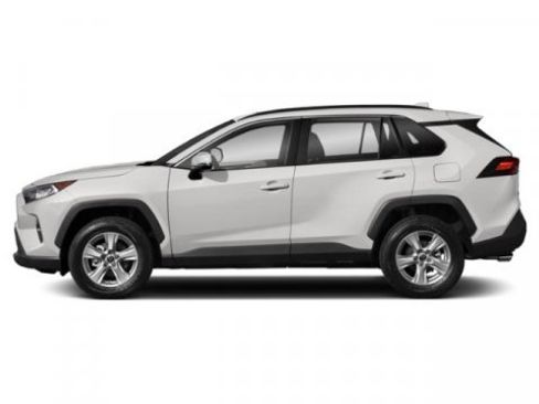 Used 2021 Toyota RAV4 XLE AWD/4WD image 6