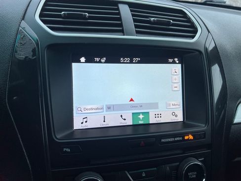 Used 2017 Ford Explorer XLT w/ Equipment Group 202A image 16