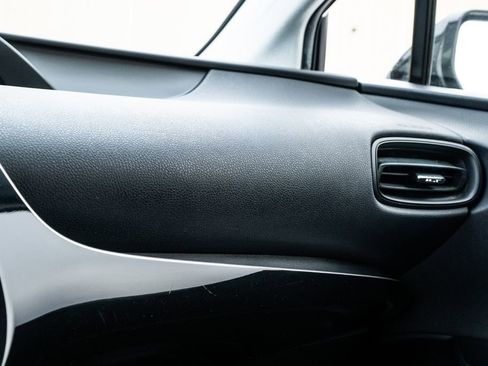 Used 2016 Toyota Prius Three image 29