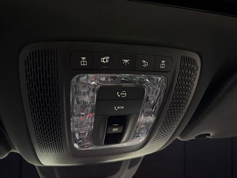 Used 2024 Mercedes-Benz GLE 450e 4MATIC image 25